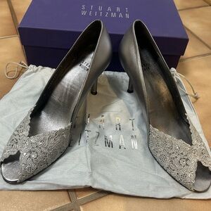 STUART WEITZMAN CHANTELLE LACE EVENING PEEPTOE PUMPS
